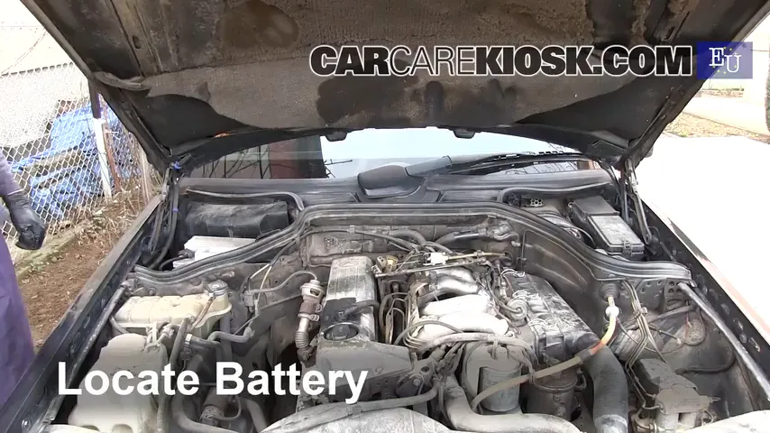 1995 Mercedes-Benz E250 2.5L 5 Cyl. Diesel Battery